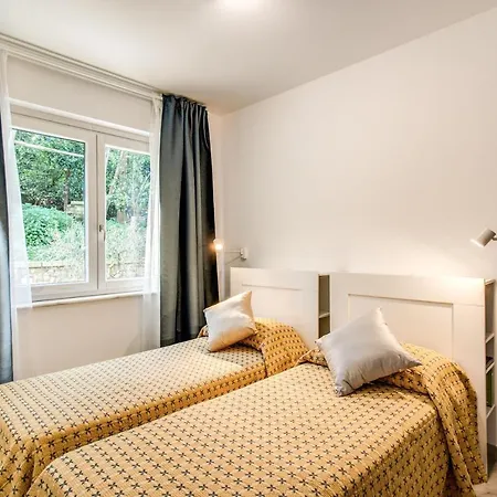 Golden Lemon - Modern House In Countryside Holiday home