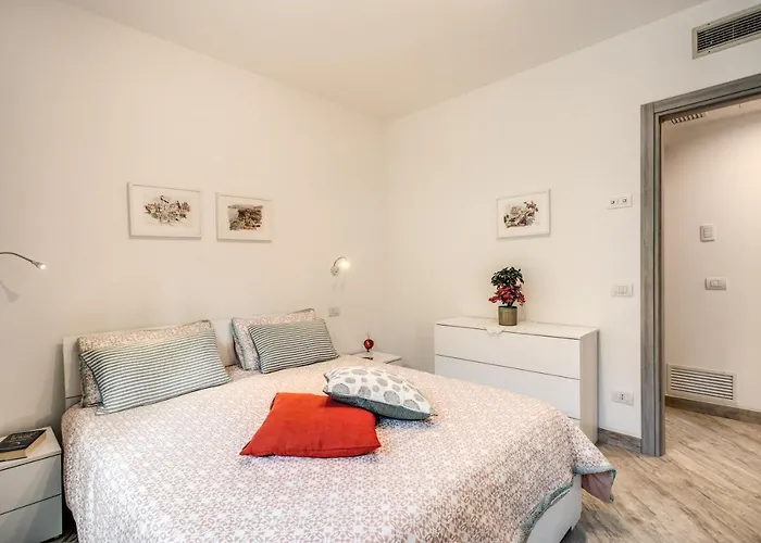 Golden Lemon - Modern House In Countryside * سورينتو