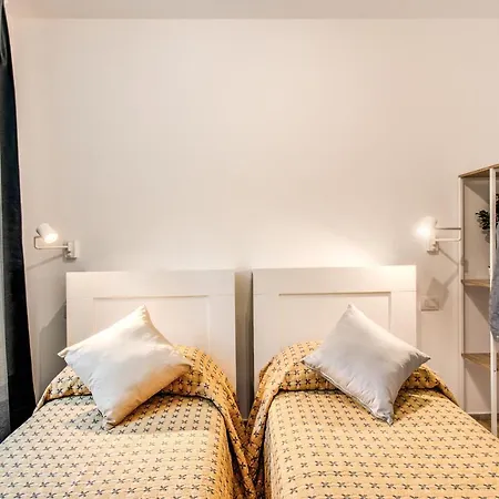 Golden Lemon - Modern House In Countryside Hébergement de vacances